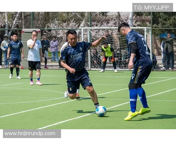 新疆足球明星风采展现他们的激情与梦想