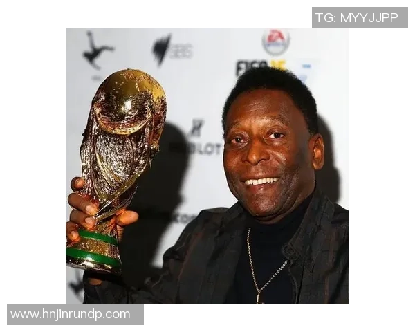 贝利在足球历史上的地位与影响力探讨及其作为球王的传奇故事 贝利在足球历史上的地位与影响力探讨及其作为球王的传奇故事