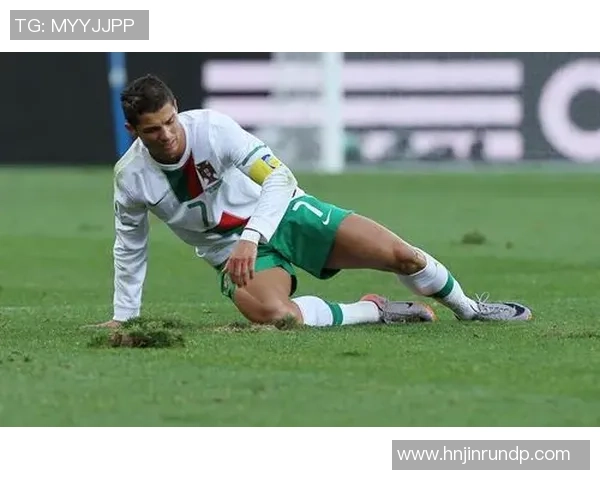 揭秘足球明星嘴唇特效的秘密与魅力，带你走进他们的独特风采