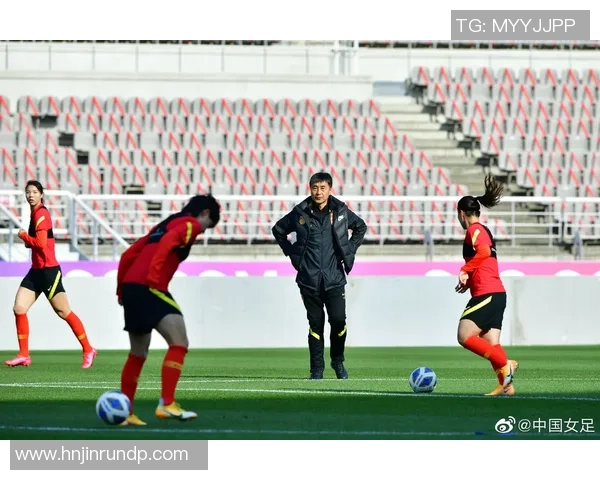 足球明星齐聚擂台展开激烈对决精彩视频带你领略球场之外的热血战斗 足球明星齐聚擂台展开激烈对决精彩视频带你领略球场之外的热血战斗